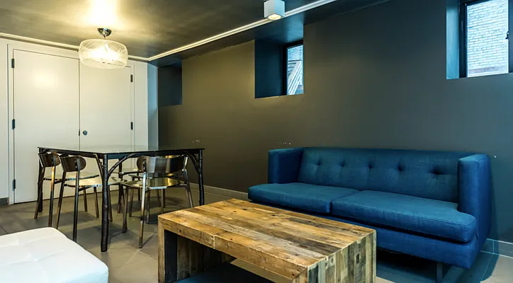 Rented by Nooklyn NYC LLC | media 113