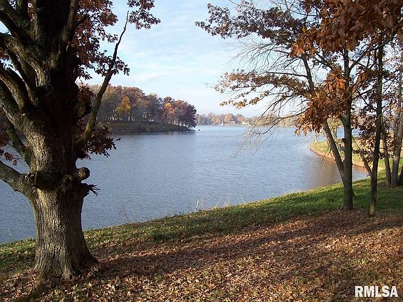 4th image of 71 Lake Vista Dr