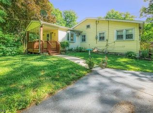 136 Upper Greenwood Lake Rd, Hewitt, NJ 07421