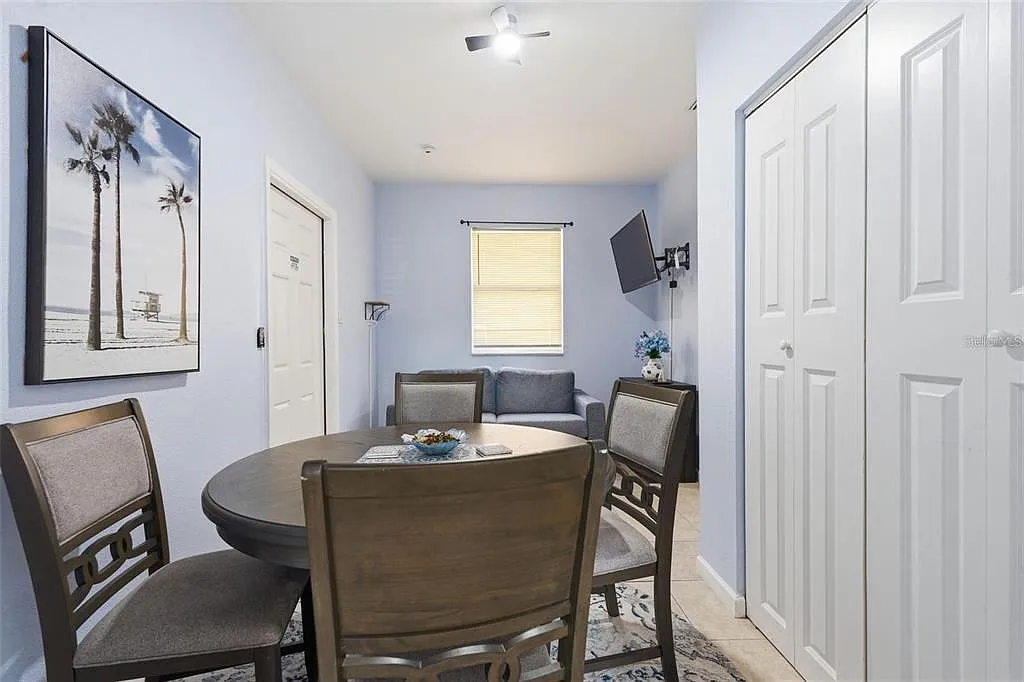 2 bed, 1.0 bath, 750 sqft, $1,750 — Photo 4
