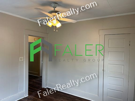 3rd image of 1304 Watervliet Ave