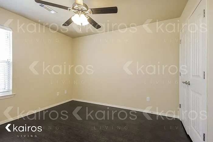 4005 Thomas St #B — Photo 9