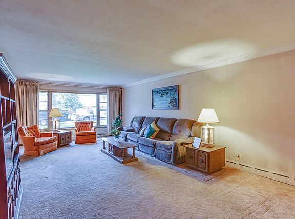 4th image of 8008 W Summerdale Ave