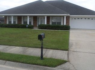 15240 Camelot Dr, Diberville, MS 39540