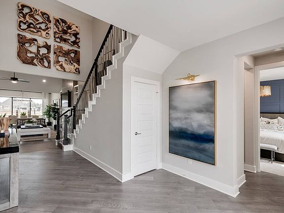 Representative Only Avinger Plan Foyer Guest Room