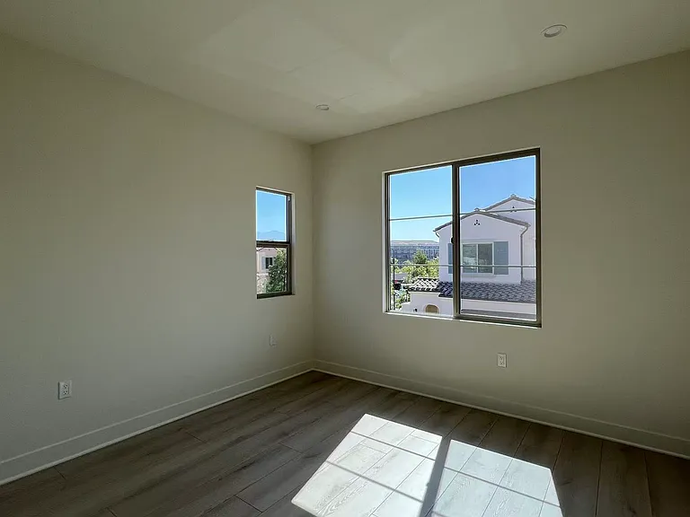 163 Pisano — Photo 12