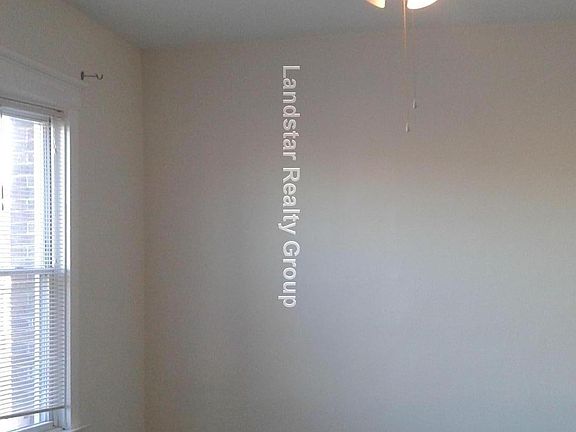 5th image of 3313 W Fullerton Ave #2