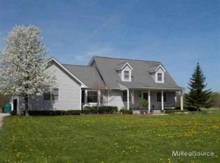 59385 Frost Rd, New Haven, MI 48048