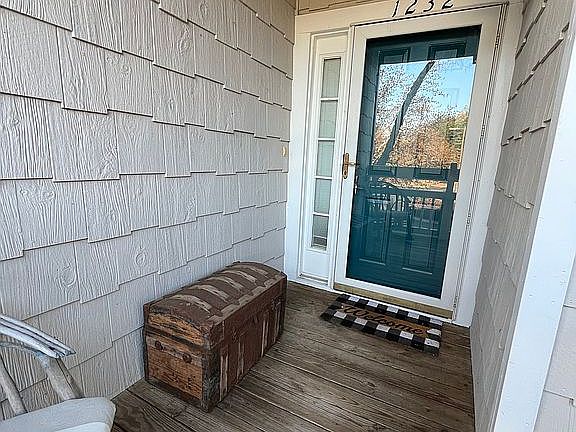 2nd image of 1232 Torrence Cir