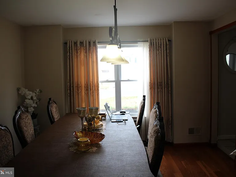 219 Meadow Dr — Photo 27