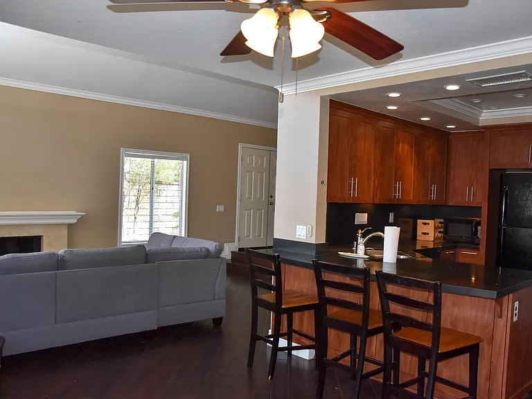 630 W Palm Ave #12 — Photo 28