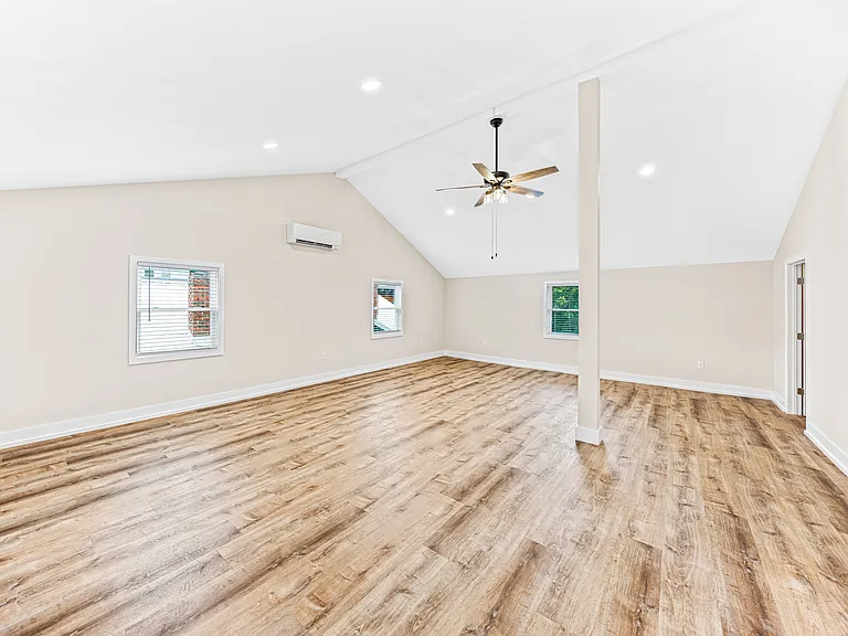 42 Forsythe St — Photo 28
