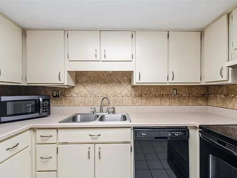 200 Maitland Ave #178 — Photo 38