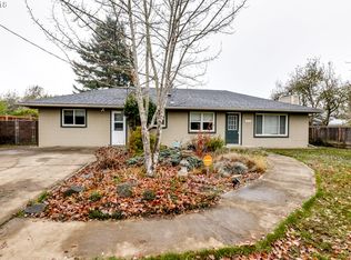 2110 Four Oaks Grange Rd, Eugene, OR 97405