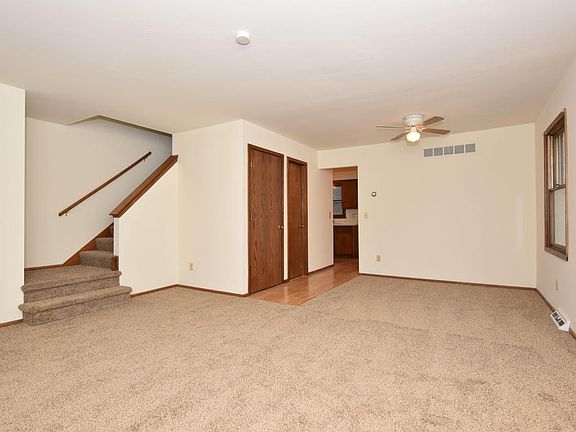 5th image of 1548 Whiterock Ave #1550