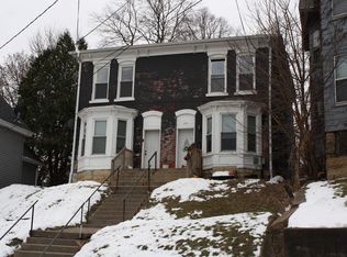 651 Caledonia Pl, Dubuque, IA 52001