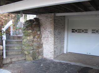 55 Harbor Beach Rd, Miller place, NY 11764