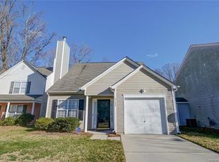 2154 Cindy Creek Ln, Charlotte, NC 28216