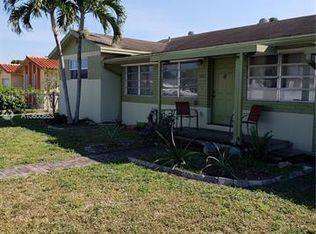 702 E 54th St, Hialeah, FL 33013