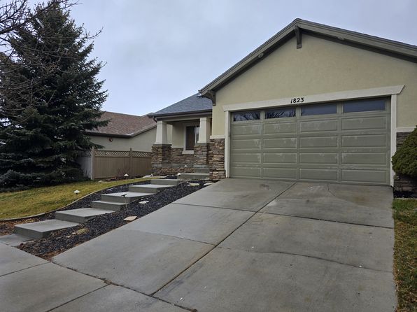 1823 E Walnut Grove Dr