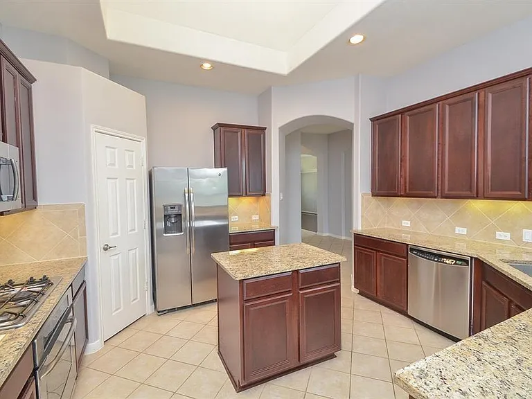 6726 Oakman Ln — Photo 14