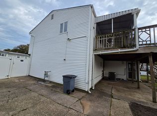 106 Fountain Ave, Selden, NY 11784