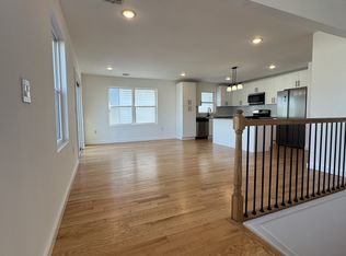 724 Seaport Dr #16079044, Elizabeth, NJ 07201