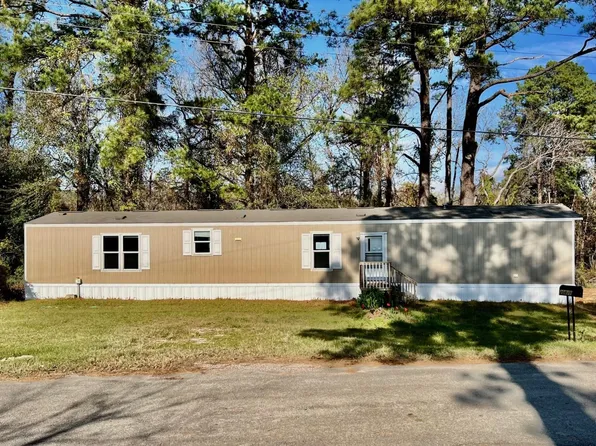 20871 Woodwind Dr, Chandler, TX 75758