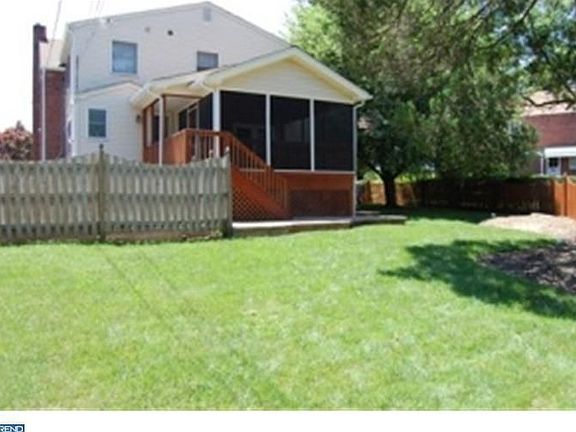 2nd image of 828 Sheffield Dr
