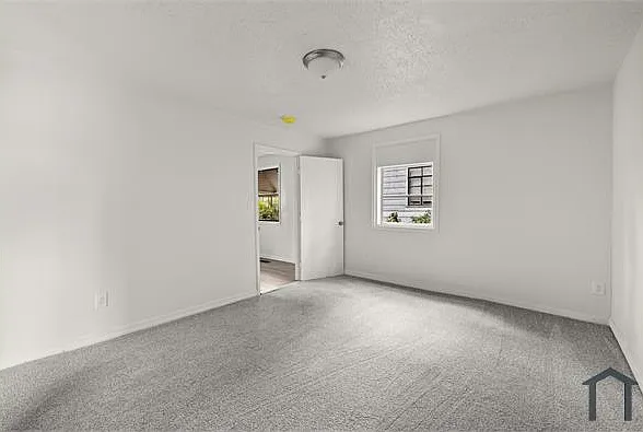 1893 Princeton Ct SW — Photo 9