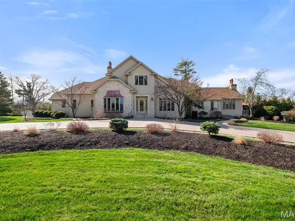 28 Ladue Mdws, Saint Louis, MO 63141