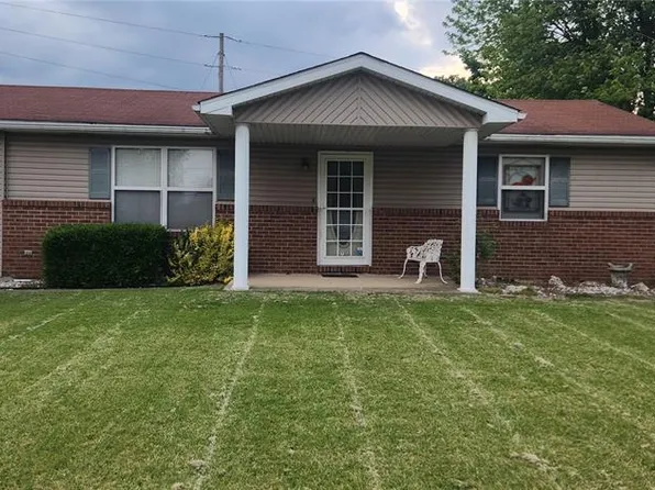 2301 Katie Lynn Dr, Granite City, IL 62040