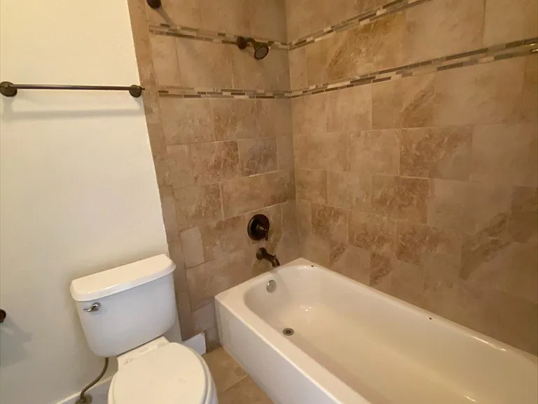 2518 W Madison Ave — Photo 10
