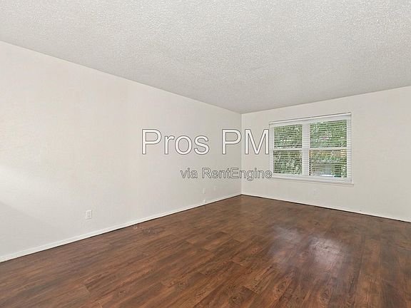 5th image of 410 Bryan St #16