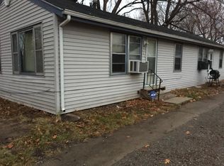 940 NE Poplar St, Topeka, KS 66616