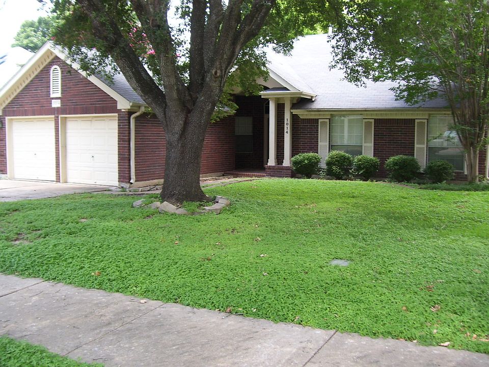 1st image of 1014 Pine Creek Dr