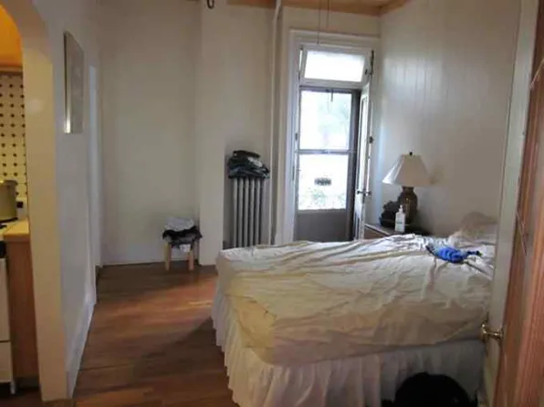 104 Magazine St #1, Cambridge, MA 02139