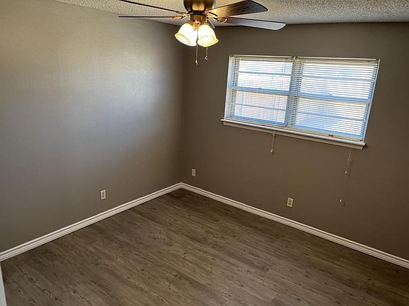 5th image of 3852 Honeysuckle Ln