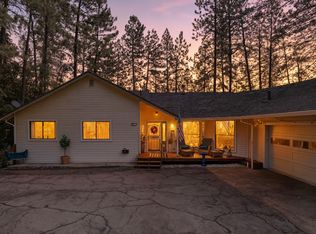 13900 Pine Park Loop, Pine Grove, CA 95665