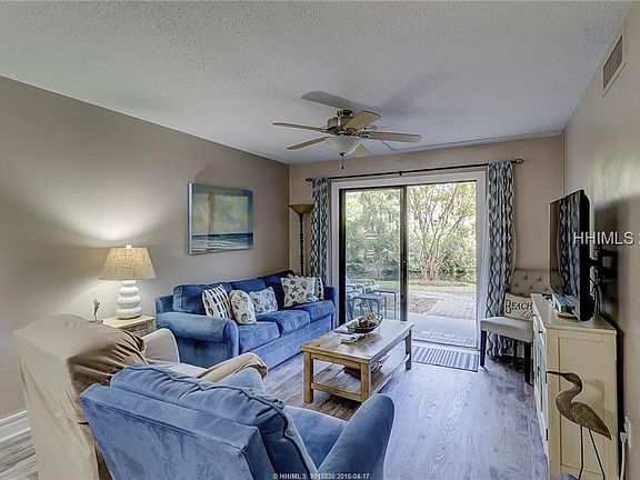 4th image of 34 Forest Beach Dr APT B-3