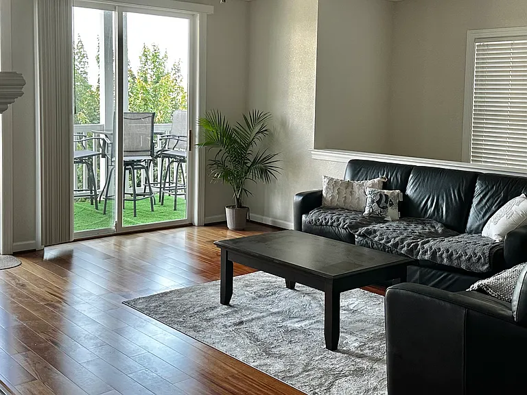 8300 Harbor View Ln — Photo 14