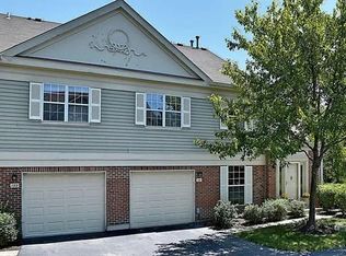 121 Bent Creek Ct, Palatine, IL 60067