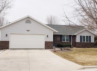 215 Westridge Dr, Sheboygan Falls, WI 53085