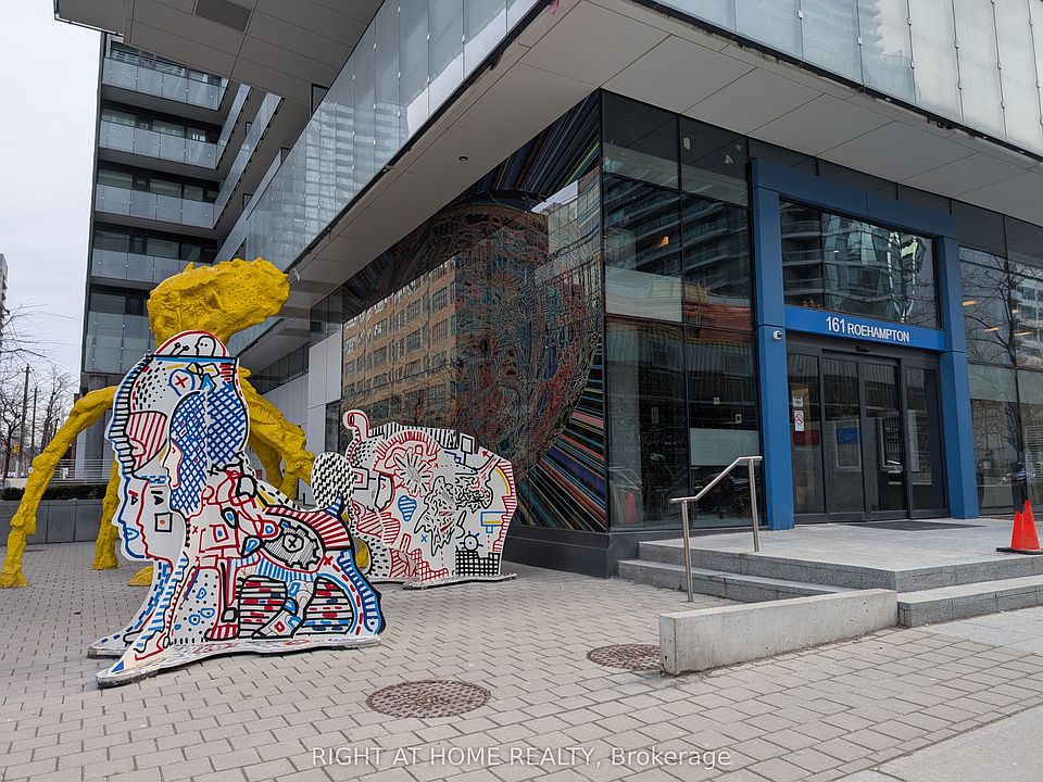 1st image of 161 Roehampton Ave #723