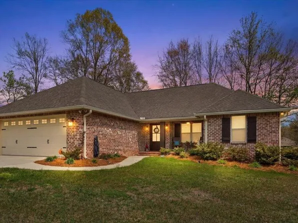 130 Boulder Dr, Petal, MS 39465