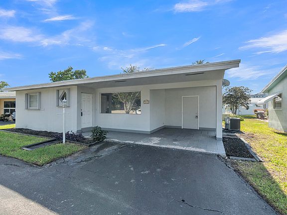 3rd image of 3240 Sheridan Lane #117
