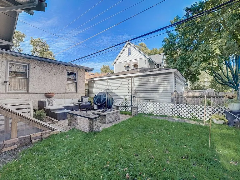 532 Carpenter Ave — Photo 22