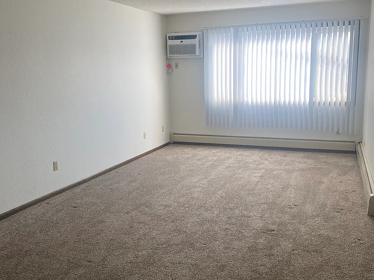 1693 Sherburne Ave #303 — Photo 12