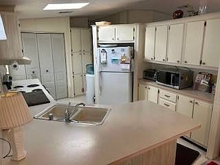 2nd image of 302 Bougainvillea Cir