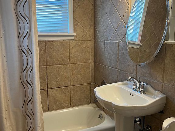 5th image of 271 Cedarhurst Ave APT E6